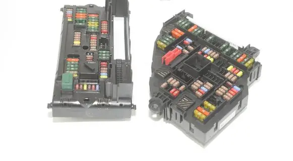 BMW 5 F10 F11 Fuse module 9252813 9252815 61149252813