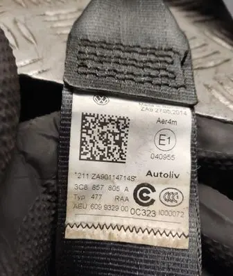 Volkswagen PASSAT CC Rear seatbelt 3C8857805A