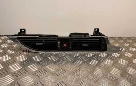 Audi A6 C7 Dash center air vent grill 4G2820951 4G0941509