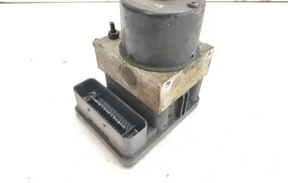Volkswagen Golf IV ABS Pump 1C0907379C 10096003113 1J0614117E