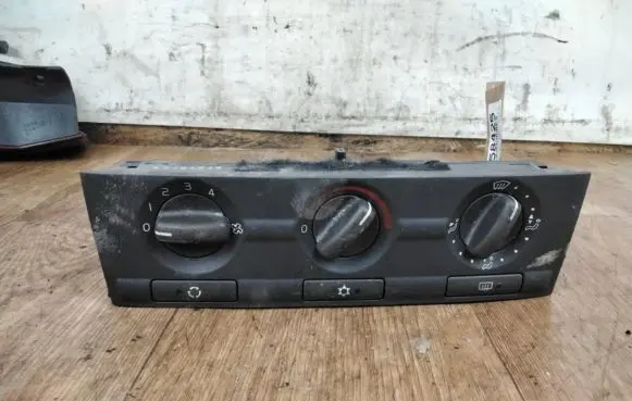 Volvo S40, V40 Climate control unit