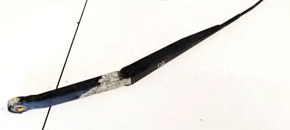 Honda CR-V Front wiper blade arm 