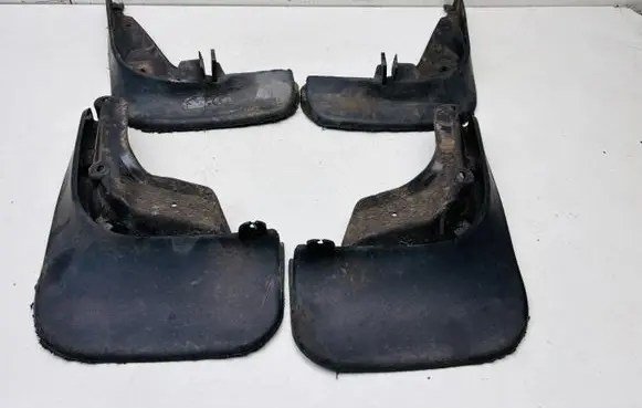 Volkswagen Golf Plus Mudguards set 1K0075111 5M0075106A 5M0075105A