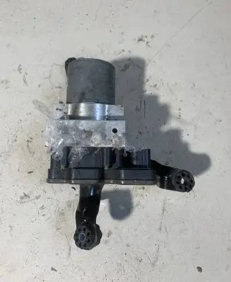 BMW X5 F15 ABS Pump 6864798