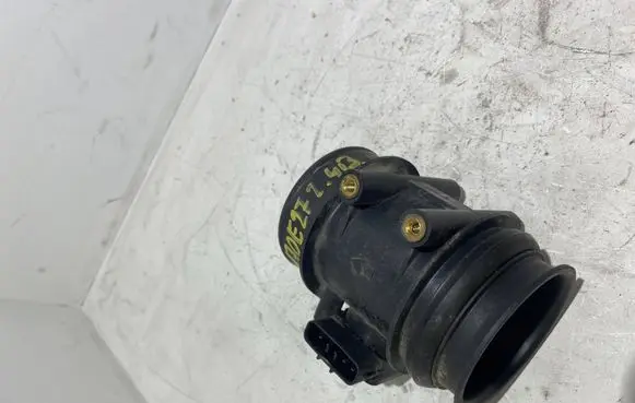 Volvo V70 Mass air flow meter 9202199 7190Z0 MB1974080040