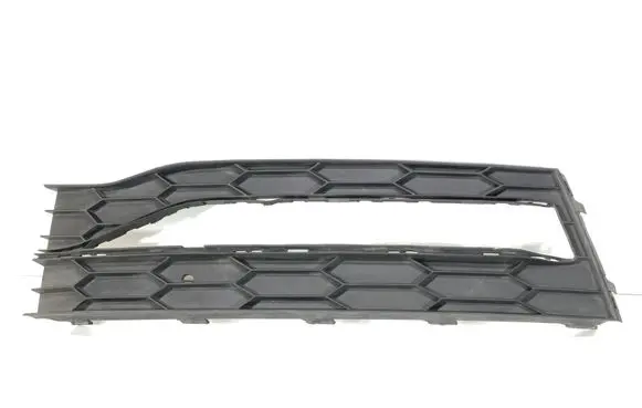 Skoda Superb B6 (3T) Front bumper lower grill 3V0853665B