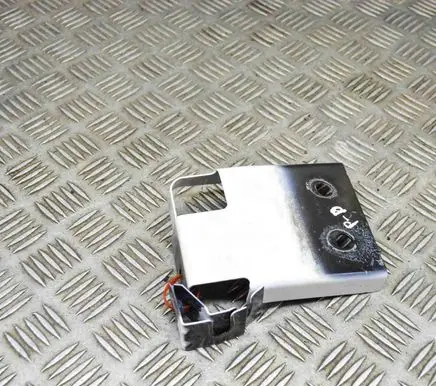 Jaguar F-Pace Fender mounting bracket HK8316A142AB