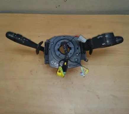 Renault Laguna II Indicator stalk 8200327796