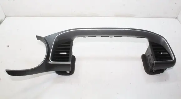 KIA Xceed Dashboard air vent grill cover trim 84740J7BA0