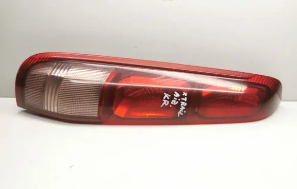 Nissan X-Trail T30 Rear/tail lights B46L