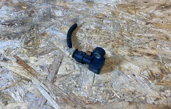 Land Rover Discovery 5 Airbag deployment crash/impact sensor JPLA14B006DA