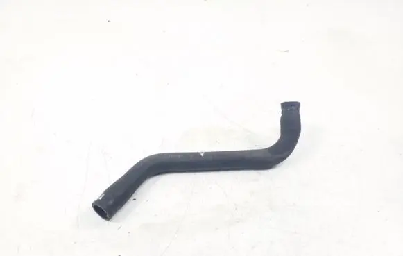 Volvo XC90 Engine coolant pipe/hose