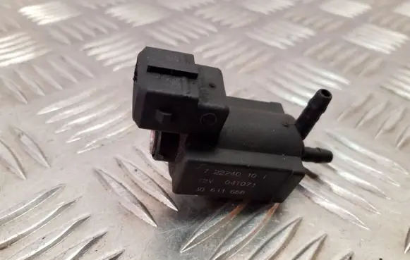 Volvo S80 Turbo solenoid valve 72224010 30611668