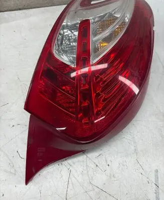 Peugeot 208 Rear/tail lights 9672628280