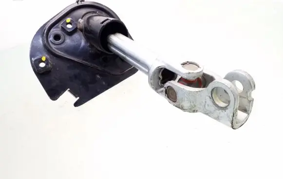 Volkswagen Transporter - Caravelle T5 Steering column universal joint 521433J