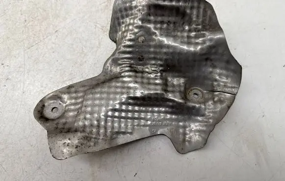 BMW 1 F20 F21 Exhaust heat shield 106579