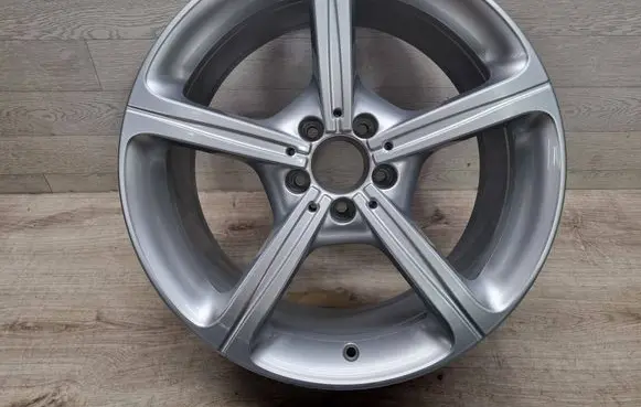 Mercedes-Benz CLS W257 R19 alloy rim A2574011100