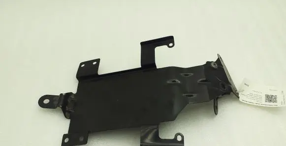 Other engine bay part