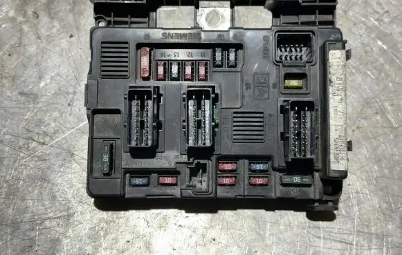 Citroen Berlingo BSM Control unit 9643498860 BSMB2