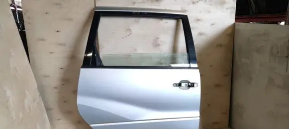 Toyota Previa (XR30, XR40) II Side sliding door 6700328282 6711328080