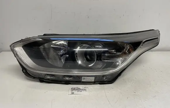 KIA Ceed Headlight/headlamp 92101J7050 J792111010