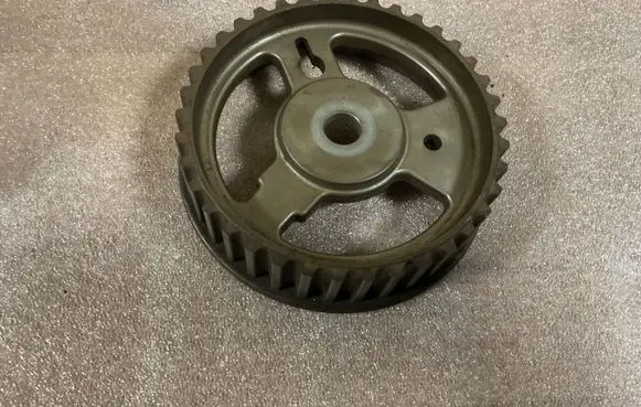 Citroen C4 I Crankshaft pulley 