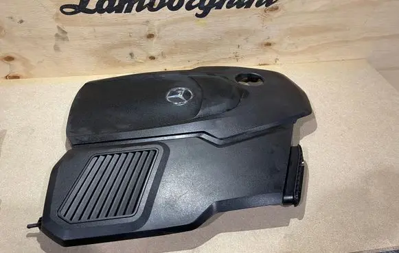 Mercedes-Benz S W222 Engine cover (trim) A6560104100