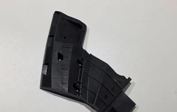 Volvo V60 Front bumper mounting bracket 31347246