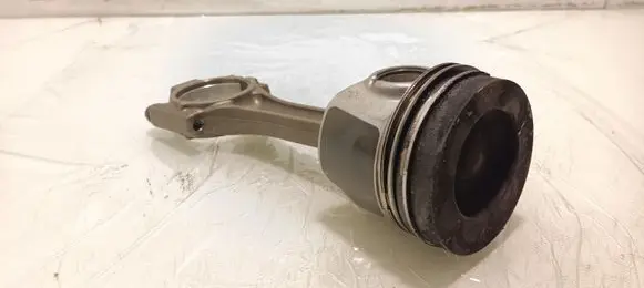 Volkswagen Golf VII Piston with connecting rod 03LA