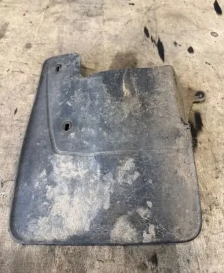 Renault Master III Front mudguard 638500003R