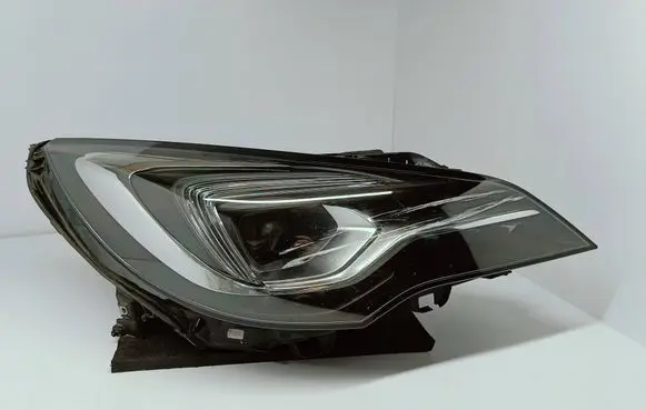 Opel Astra K Headlight/headlamp 39055746 L1797 7963200000