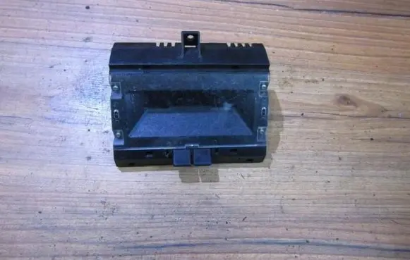 Renault Laguna I Screen/display/small screen 7700822080 e4095