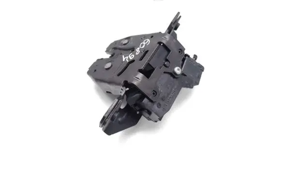 Opel Astra J Tailgate/trunk/boot lock/catch/latch 13581023