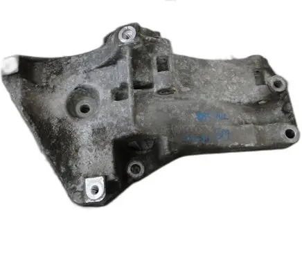 Volkswagen Golf Plus Engine mount bracket 036260885