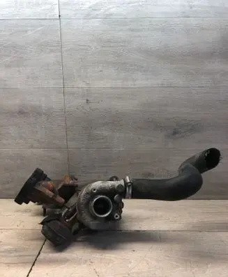 Volkswagen PASSAT B5.5 Turbo 028145702