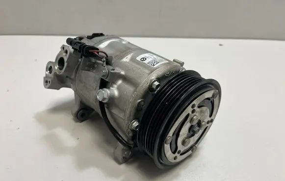 BMW 2 Active Tourer U06 Air conditioning (A/C) compressor (pump) 5A5C710 5A43FB3