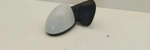 Mini Cooper Countryman R60 Front door electric wing mirror