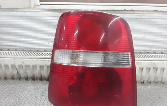 Volkswagen Touran I Rear/tail lights