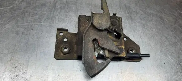 Mazda 2 Engine bonnet/hood lock/catch