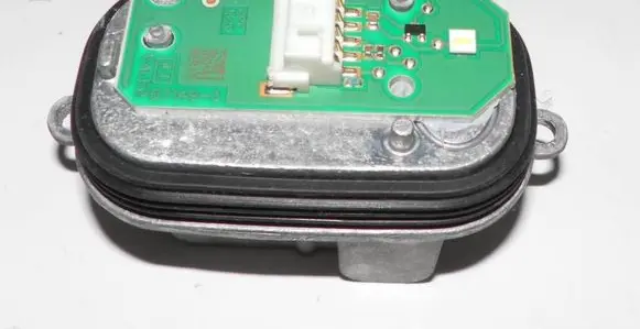 Volvo S60 LED ballast control module 90018765