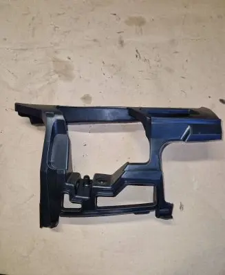 Volkswagen Golf VI Front bumper mounting bracket 5K0807724B