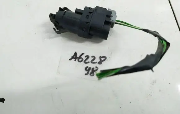Ford Focus Brake pedal sensor switch