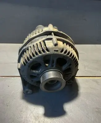 BMW 5 E39 Generator/alternator 7792092 2542812A A14S054