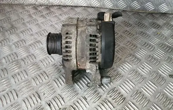 Ford Focus Generator/alternator 3M5T10300PD