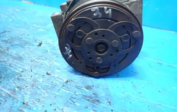 Volvo S40, V40 Air conditioning (A/C) compressor (pump) 30632721