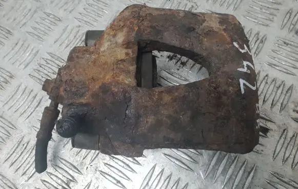 Skoda Fabia Mk1 (6Y) Front brake caliper