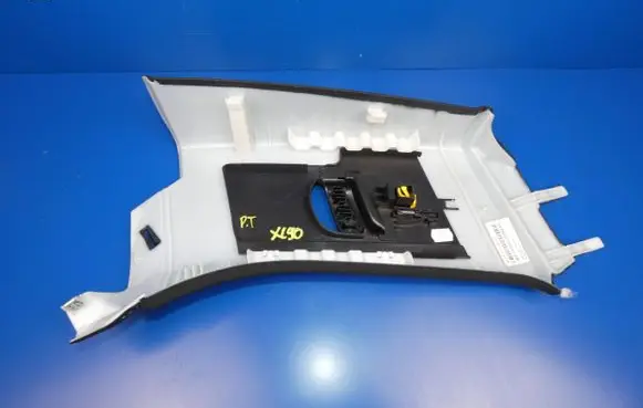 Volvo XC90 (B) pillar trim (top) 31463322 094912