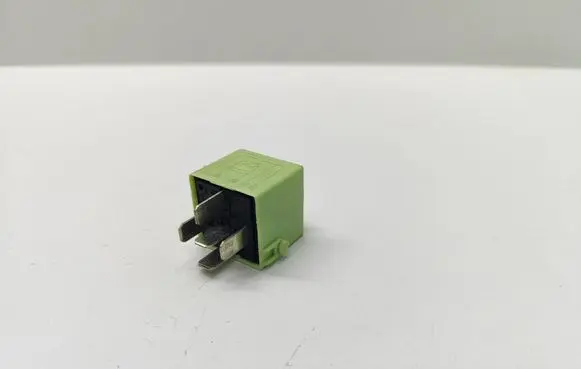 BMW 5 E60 E61 Other relay 9870920 987092015