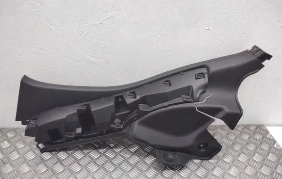 Lexus RX 450H (D)pillar trim (top) 625520E120 625520E130