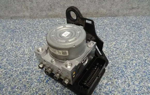 Volkswagen Golf VII ABS Pump 3Q0614517AA 3Q0907379AA